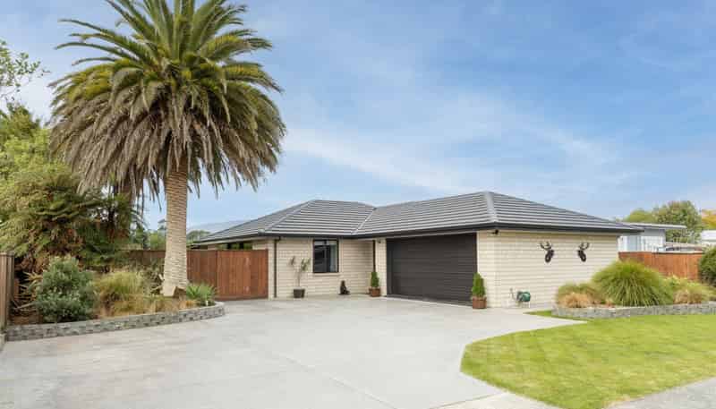 51 Domett Street, Westport