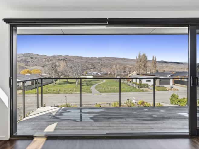 57 Stratford Drive, Cromwell