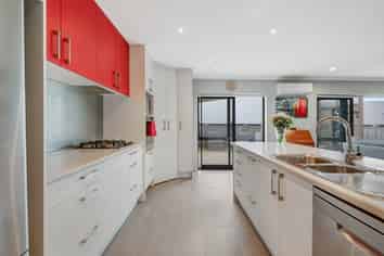 14 Kingfisher Road, Millwater