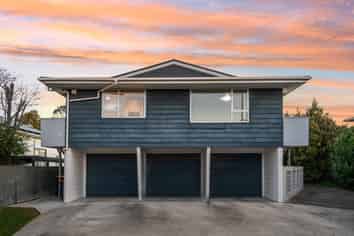 1/738 Ferry Road, Woolston