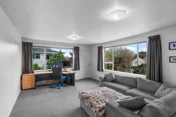 1/738 Ferry Road, Woolston
