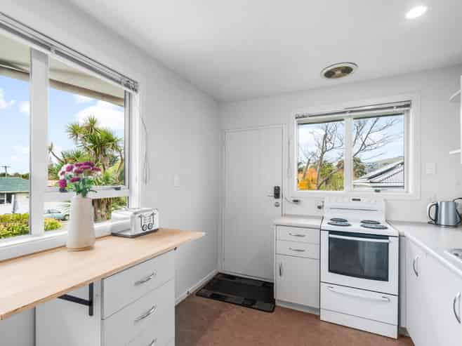 1/738 Ferry Road, Woolston