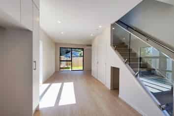 7/41 Mangere Road, Otahuhu