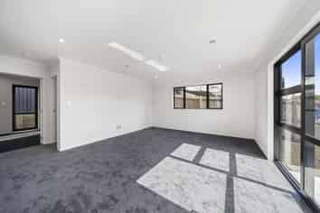 18 Calvert Avenue, Mangere East