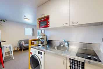 209/12 Martin Square, Te Aro