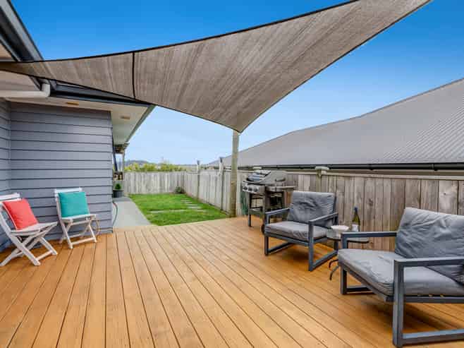 14 Kingfisher Road, Silverdale