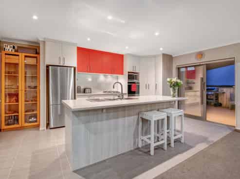 14 Kingfisher Road, Silverdale