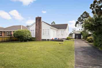 15 Great South Road, Papatoetoe