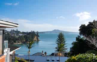 23 & 23A Island View Terrace, Cockle Bay