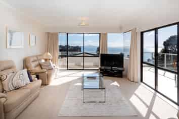 23 & 23A Island View Terrace, Cockle Bay