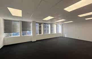 Cheap n Cheerful Office Te Aro