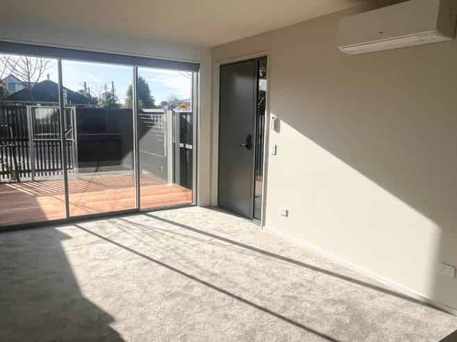 2/44 Shirley Road, Shirley