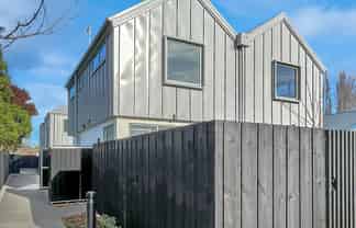 2/44 Shirley Road, Shirley