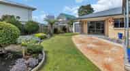 Open gallery