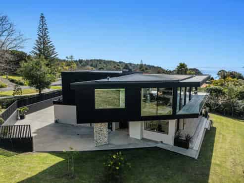 90 Otarawairere Road, Ohope