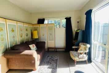A/11 Hollyford Avenue, Bryndwr