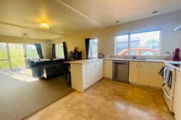 A/11 Hollyford Avenue, Bryndwr