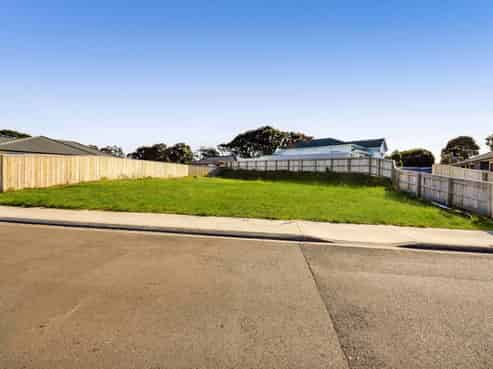 7 & 8 Atea Place, Hawera