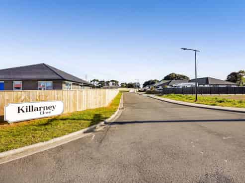 7 & 8 Atea Place, Hawera
