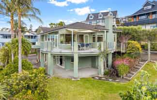 71 William Bayes Place, Red Beach