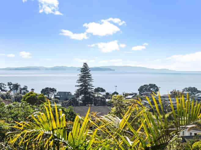 71 William Bayes Place, Red Beach