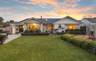 2 Church Street, Amberley