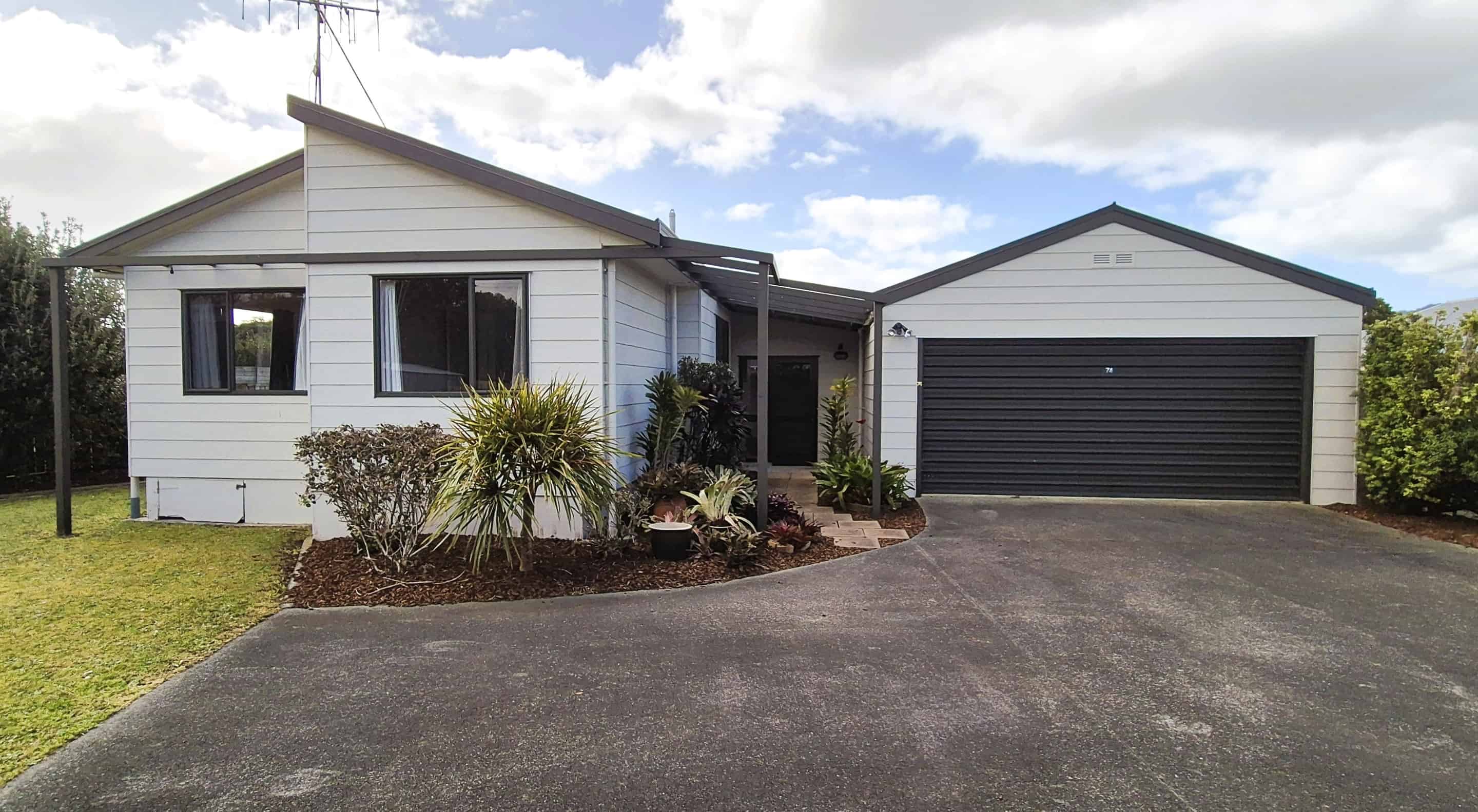Sold - 74 One Tree Point Road, One Tree Point - realestate.co.nz