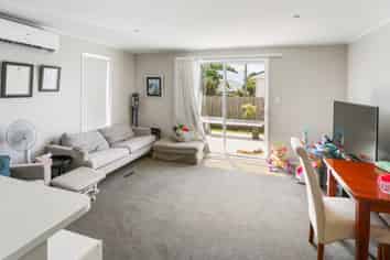 3a Berrett Place, Otara