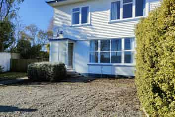 22B Morley Street, Bryndwr