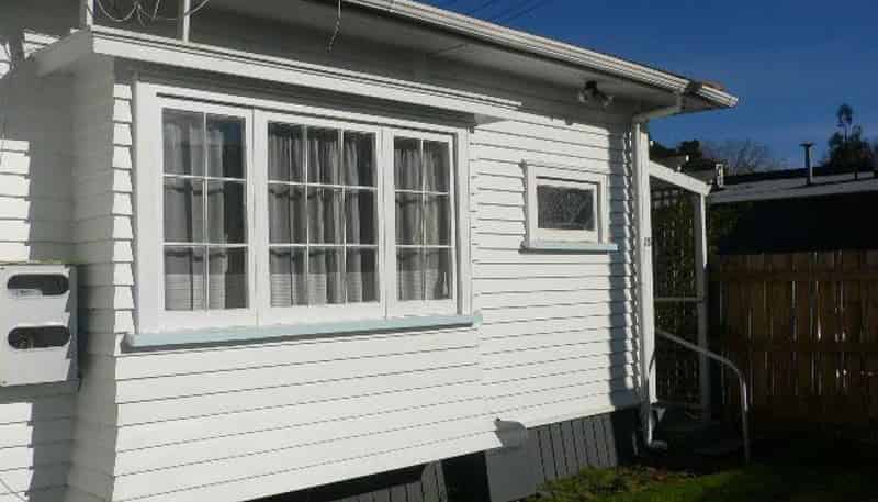 175 River Road, Hamilton East