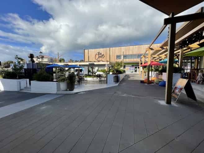 RETAIL OPPORTUNITY IN WHANGAPARAOA