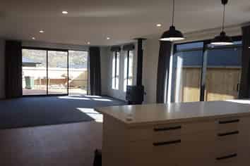 10 Bale Road, Jacks Point