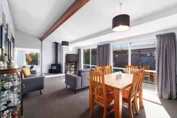 146 Grimseys Road, Redwood