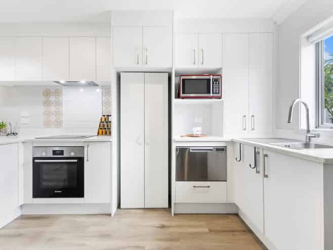 58 Paretaiuru Crescent, Papakura