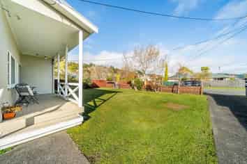 4 Heretaunga Square, Silverstream