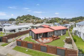 64 Harbour Road, Ohope