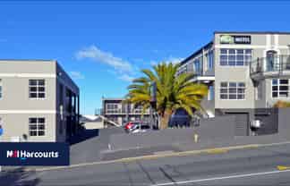 Prominent Motel Business 