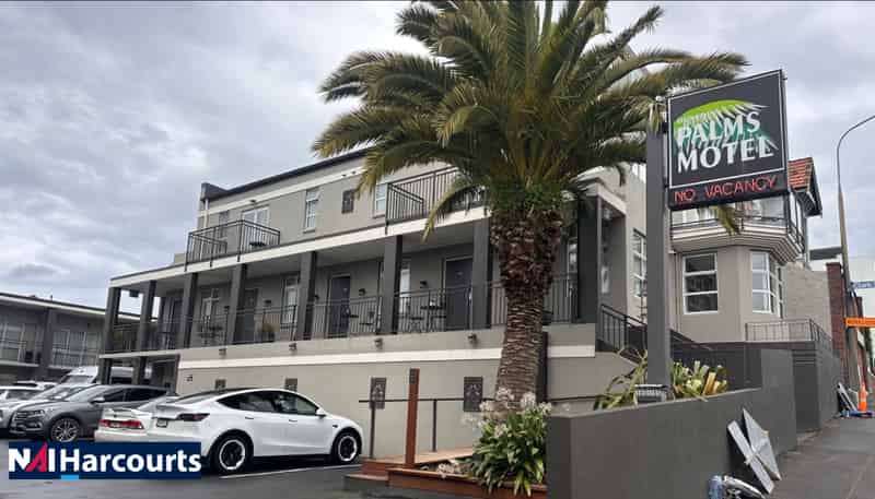 Dunedin Palms Motel, Dunedin Central