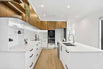 7 Frances Bryers Road, Hobsonville