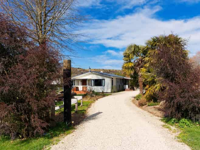 12 Achray Street, Waiau