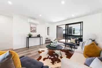2/30 Potter Avenue, Northcote