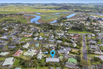 2 Kaipara Crescent, Helensville