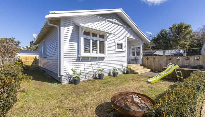 15 Ngahere Street, Inglewood