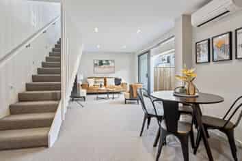2/10 Hurley Street, CHRISTCHURCH CENTRAL