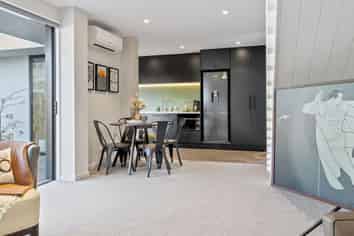2/10 Hurley Street, CHRISTCHURCH CENTRAL