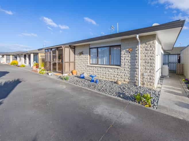 2/6 King Street, Taradale
