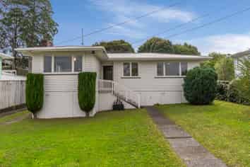 5 Mary Dreaver St, New Windsor
