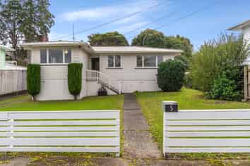5 Mary Dreaver St, New Windsor