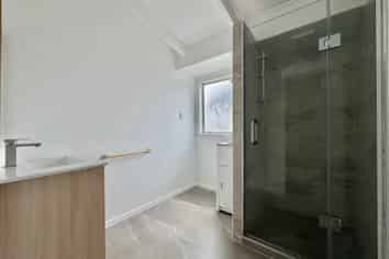 B/125 Seabrook Ave, New Lynn