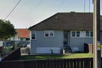 Hawkes Bay - Address withheld